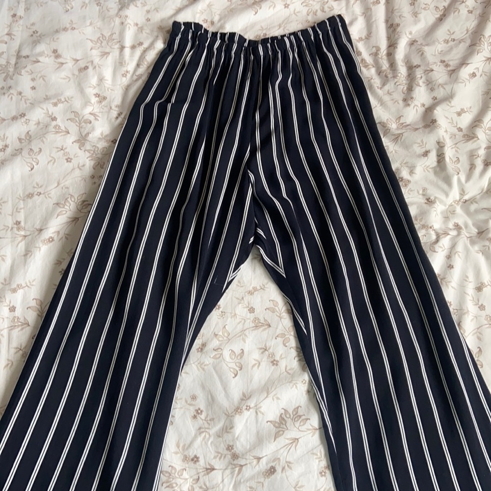 Brandy Melville Flowy Striped Pants